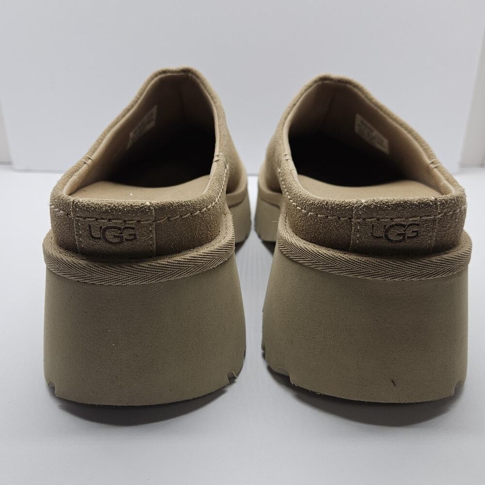 UGG TAN SUEDE 2" NEW HEIGHTS CLOG PLATFORM SHOES, WOMEN US 9/ EUR 40 ~NEW - Picture 4 of 8